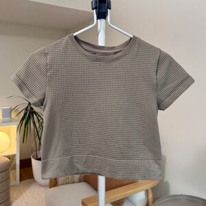 Women’s | All In Motion Waffle Crop Tee | Beige | Athletic Crop Top | Size M